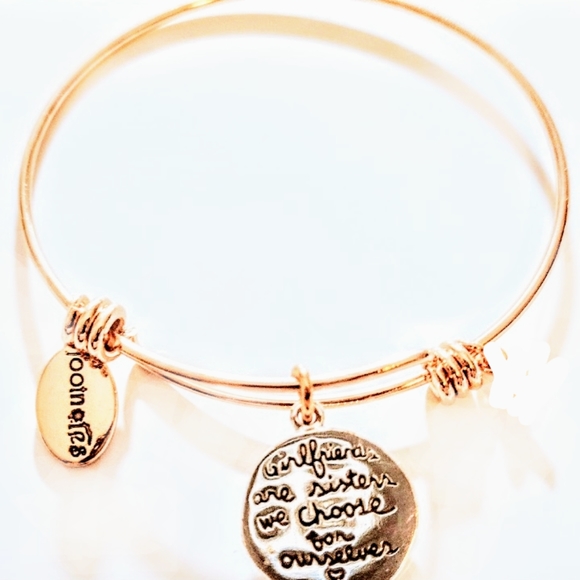 Rose Gold Best Friend Bangle Bracelet With Charm - Picture 2 of 4